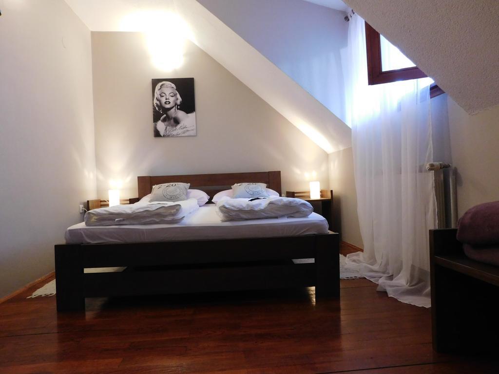 Apartments And Rooms Stefanac Slunj Exterior foto